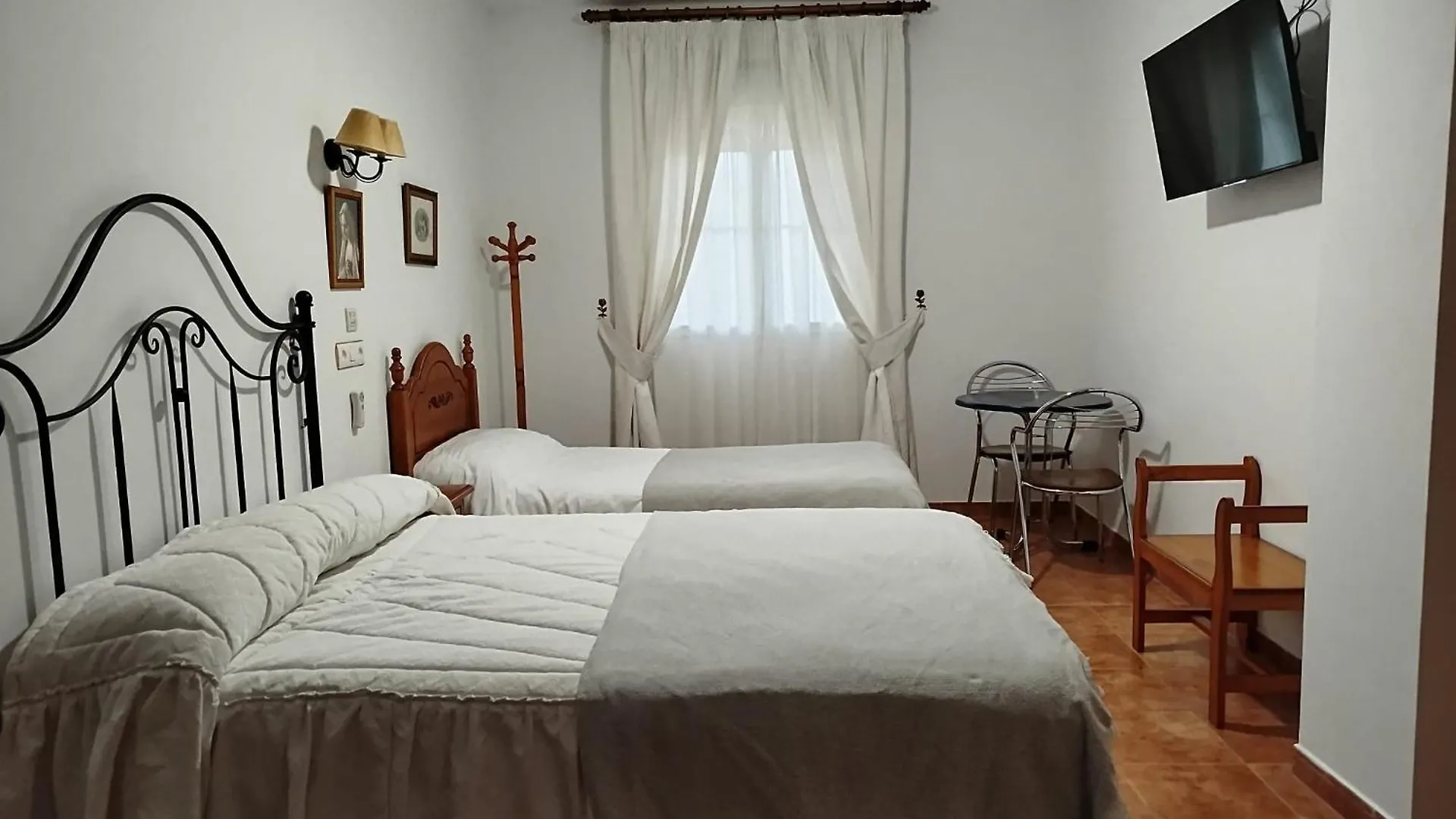 Alojamiento Ardales Frailes Spain